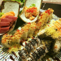 One Sushi food