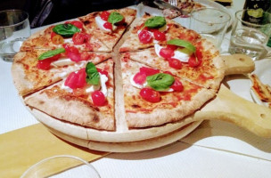 Pizzeria Al Colle food