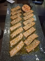 Yuzu Sushi inside