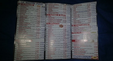 Pizzeria Messi food