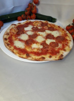 Pizza Pazza food