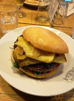 Polpa Burger Trattoria food