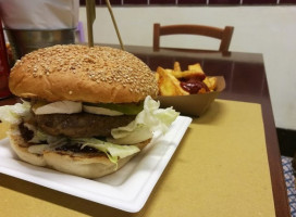 Pane Vino E Baghino food