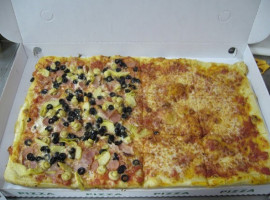 Cocci Pizza food