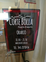 Pizzeria Corte Bolla inside