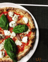 5 Sapori Pizzeria Artigianale food