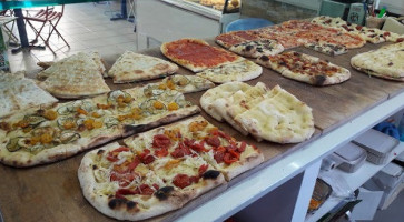 Pizzeria Quanta Ne Vuoi food