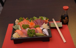 Sushi Sun food