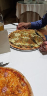 Pizzeria Beghini food