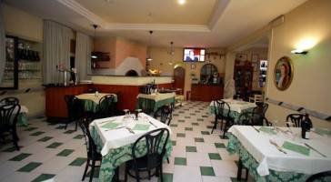 Pizzeria Uliveto food