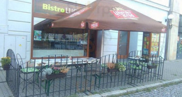 Bistro Lucia food