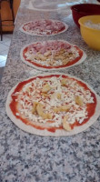 Pizzeria Pancia Piena food