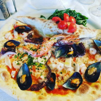 Pizzeria Acquario food