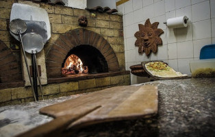 Pizzeria I 2 Forni food