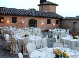 Castello Di Leonina food