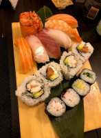 Sushi Oishi food