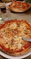 Pizzeria Valverde food