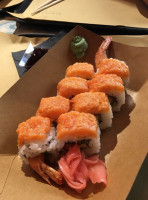 Blackfish Sushi&more food