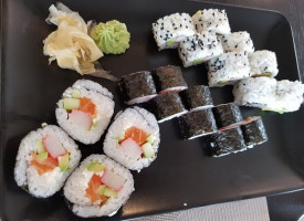 Sushi Xuan food