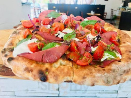 Gentil Rosso Pizza E Cucina food