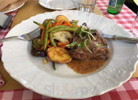 Aidente Trattoria E Vineria food