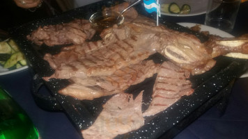 Los Argentinos food