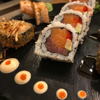 Kami Sushi food