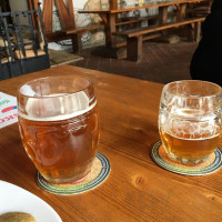 Knezinek Minibrewery food