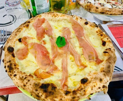 La Pizza Di Antonio Mansi food