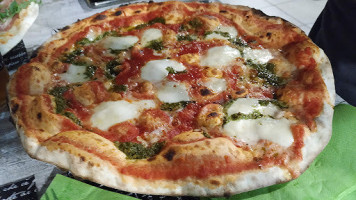 La Fabbrica Della Pizza food