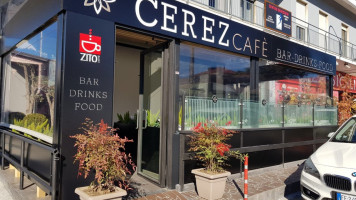 Cerez Cafe outside