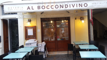 Al Boccondivino inside