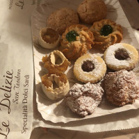 Le Delizie Pasticceria Pasta Fresca food