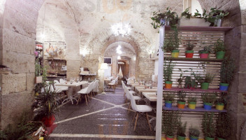 Existo Osteria Molisana inside