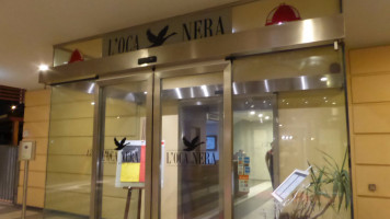 L'oca Nera outside