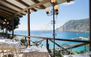 La Terrazza Del Porto Roca food