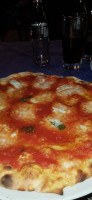 Blue Note Pizza In Centro food