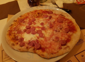 Mingotauro Pizzeria food