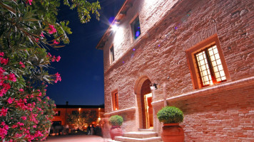 Le Cantine Osteria Vineria outside