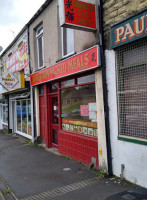 Gorseinon Packed Meals outside