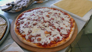 Gli Artigiani Del Pane food