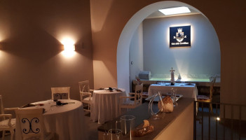 Sala Della Comitissa E Bistrot food