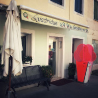 Gelateria Quadridue outside