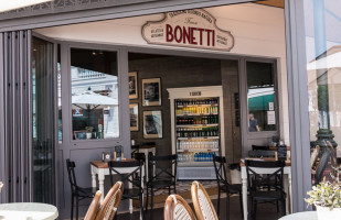 Bonetti food