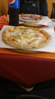 Pizzeria Dal Pugliese food