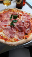 Mondo Pizza Modena food