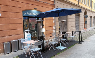 Poké Factory Modena food