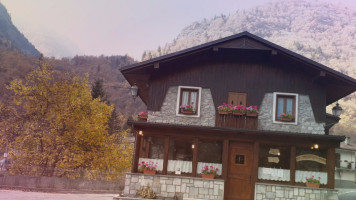 La Locanda Sul Fiume outside