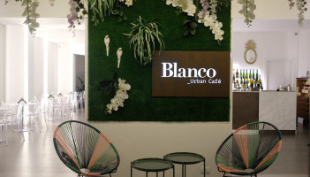 Blanco _urban Cafe food