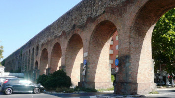 Lodi Station outside